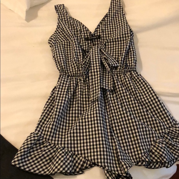 Black & White Plaid Front Tie Romper - Picture 2 of 5